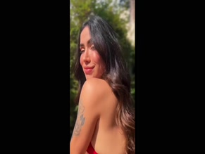 Maria Venture hot body showcase in red bikini