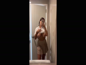 OilyCherries flashing her boobs