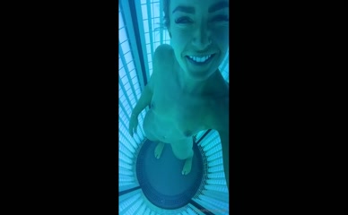 Chanel Brooke Nude Tanning Bed Selfie